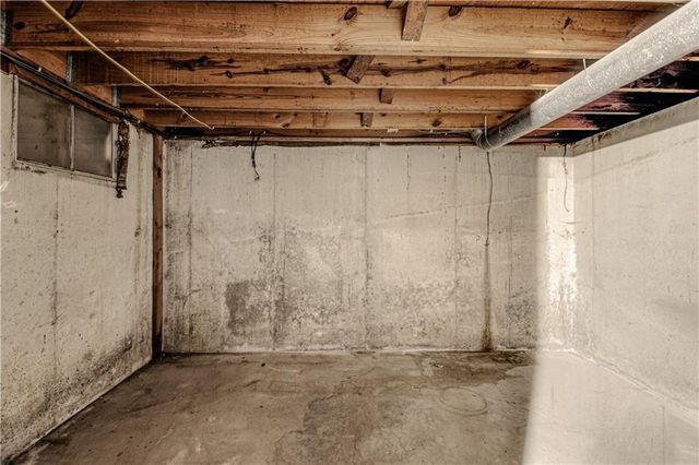 1810 E 97th Street A, Kansas City, MO 64131