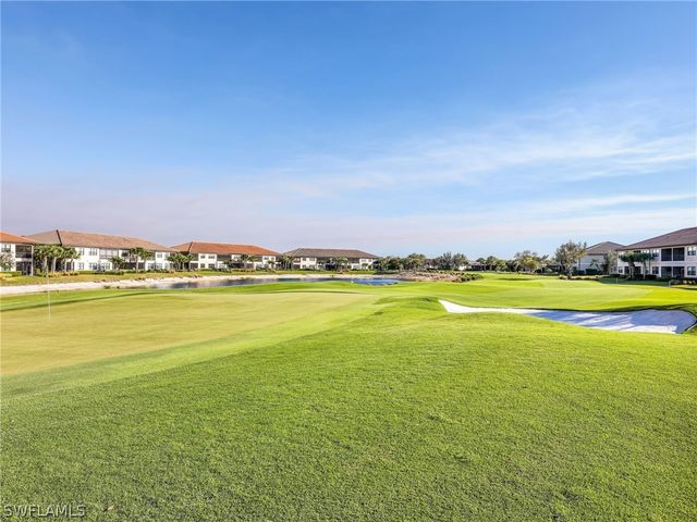 9394 Pocida CT 104, Naples, FL 34119