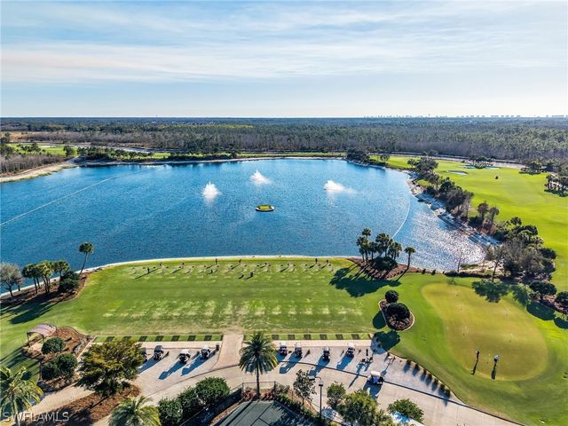 9394 Pocida CT 104, Naples, FL 34119