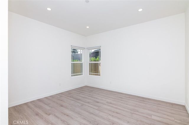 606 W Dryden A, Glendale, CA 91202