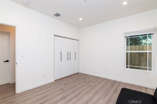 606 W Dryden A, Glendale, CA 91202
