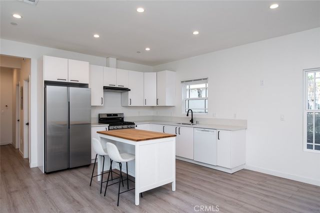 606 W Dryden A, Glendale, CA 91202