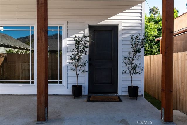 606 W Dryden A, Glendale, CA 91202