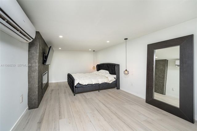 10954 SW 157th Ter 2, Miami, FL 33157