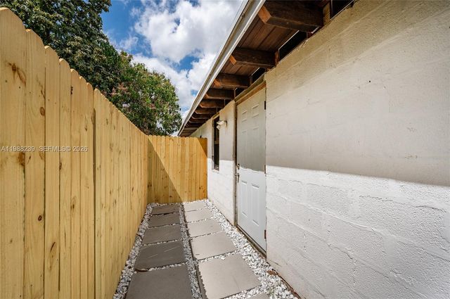 10954 SW 157th Ter 2, Miami, FL 33157