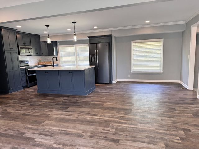 187 Wessington Pl, Hendersonville, TN 37075