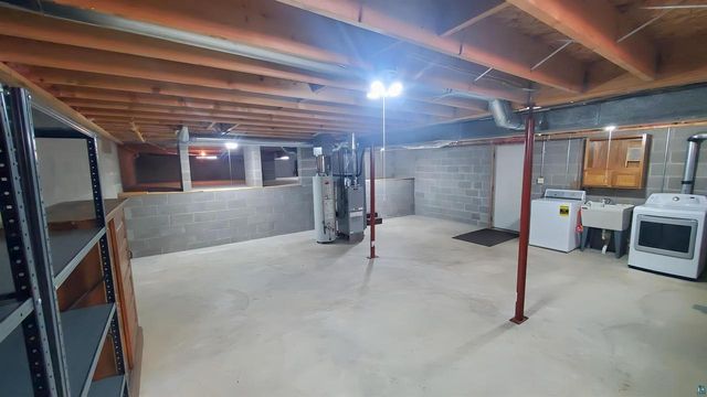 67345 County Hwy H, Iron River, WI 54847