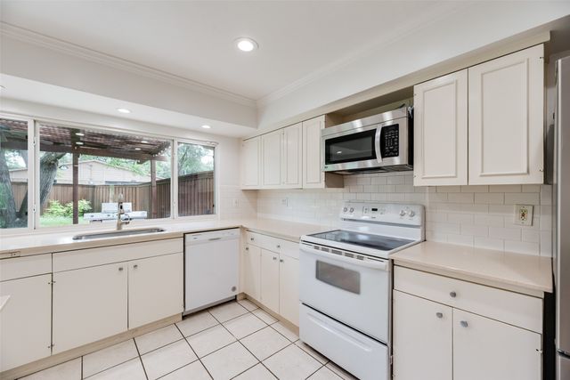 6622 Leameadow Drive, Dallas, TX 75248