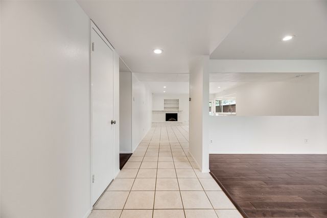 6622 Leameadow Drive, Dallas, TX 75248