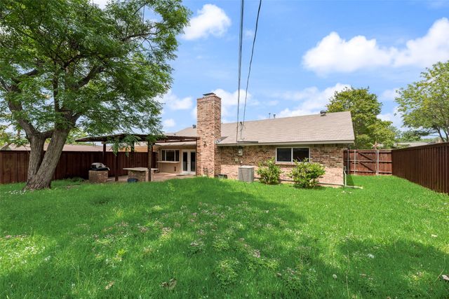 6622 Leameadow Drive, Dallas, TX 75248