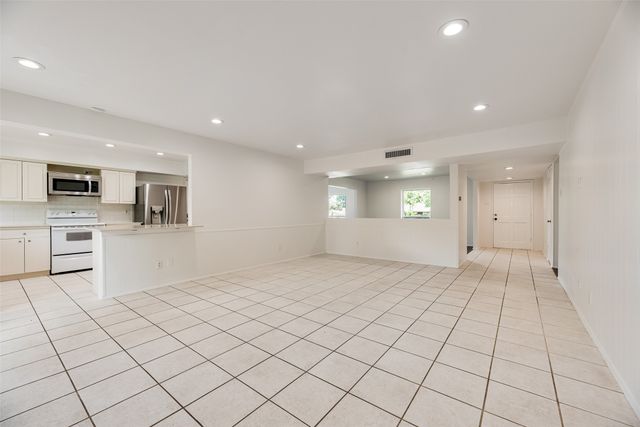 6622 Leameadow Drive, Dallas, TX 75248