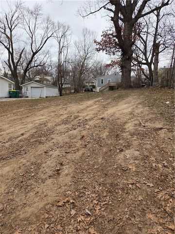 1856 S Saint Paul Street, Kansas City, KS 66103