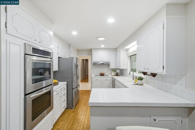 348 Del Amigo Rd, Danville, CA 94526