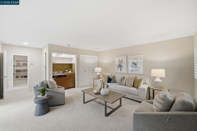 348 Del Amigo Rd, Danville, CA 94526