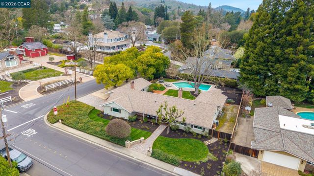 348 Del Amigo Rd, Danville, CA 94526