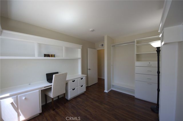 28015 Tupelo Ridge, Valencia, CA 91354