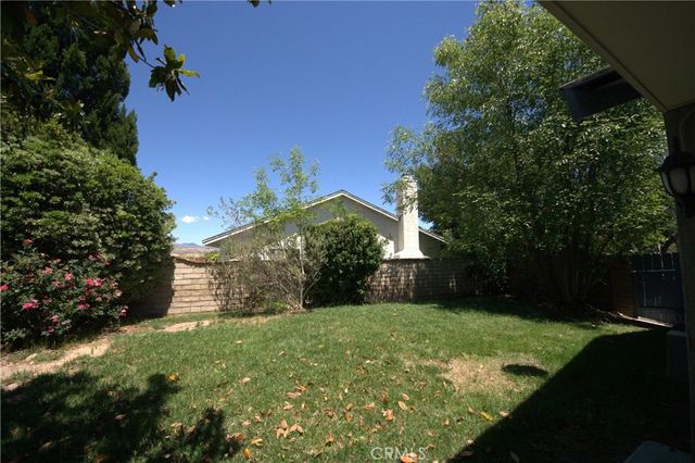 28015 Tupelo Ridge, Valencia, CA 91354