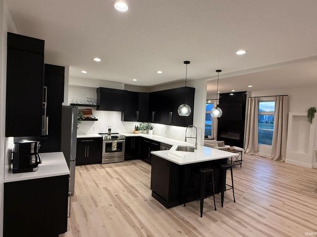 575 Sandringham Pass, Fort Wayne, IN 46845