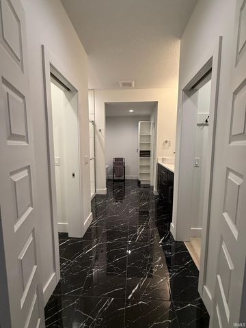 575 Sandringham Pass, Fort Wayne, IN 46845