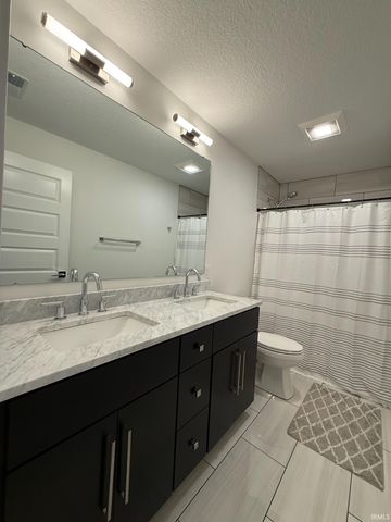 575 Sandringham Pass, Fort Wayne, IN 46845