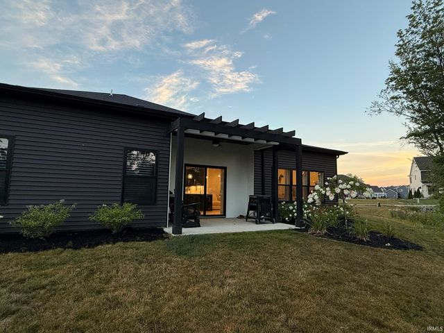 575 Sandringham Pass, Fort Wayne, IN 46845