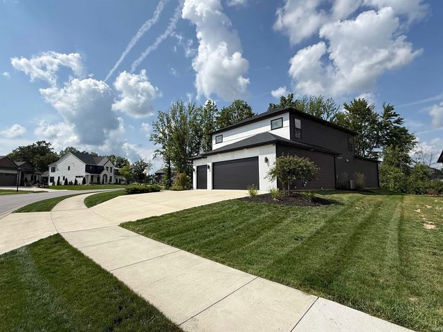 575 Sandringham Pass, Fort Wayne, IN 46845