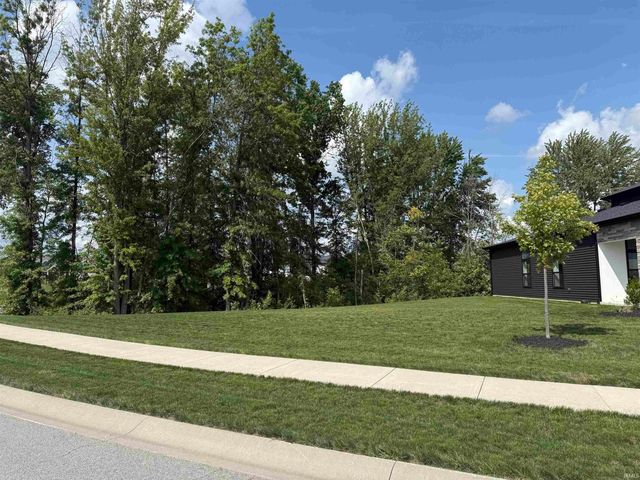 575 Sandringham Pass, Fort Wayne, IN 46845