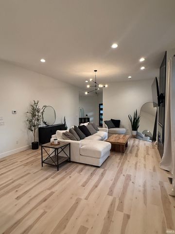 575 Sandringham Pass, Fort Wayne, IN 46845