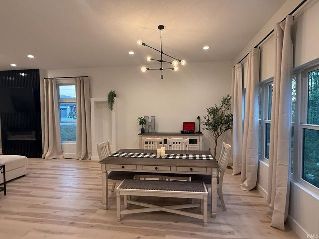 575 Sandringham Pass, Fort Wayne, IN 46845