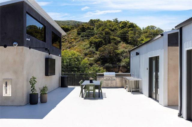 20412 Laguna Canyon Road 205, Laguna Beach, CA 92651
