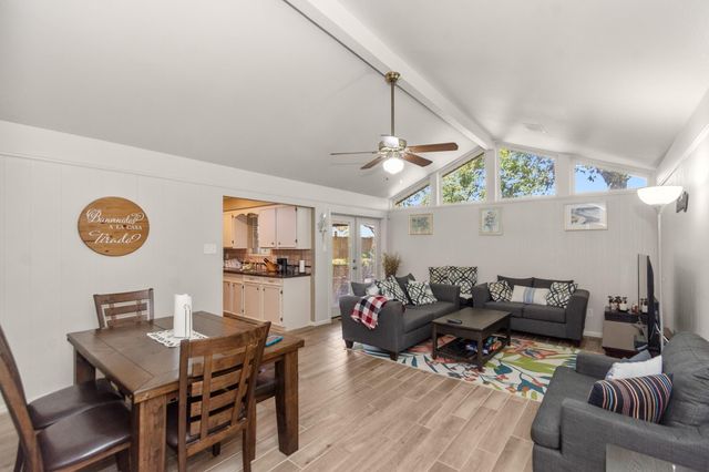 2114 Savanna Court S, League City, TX 77573