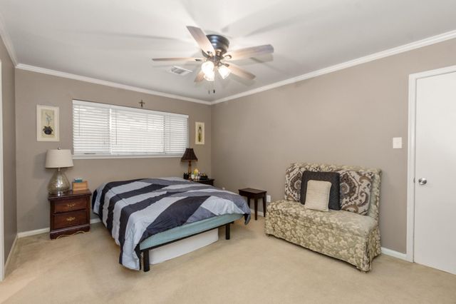 2114 Savanna Court S, League City, TX 77573