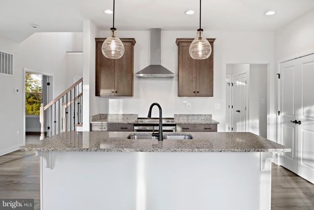 28590 OLD VILLAGE RD, Mechanicsville, MD 20659