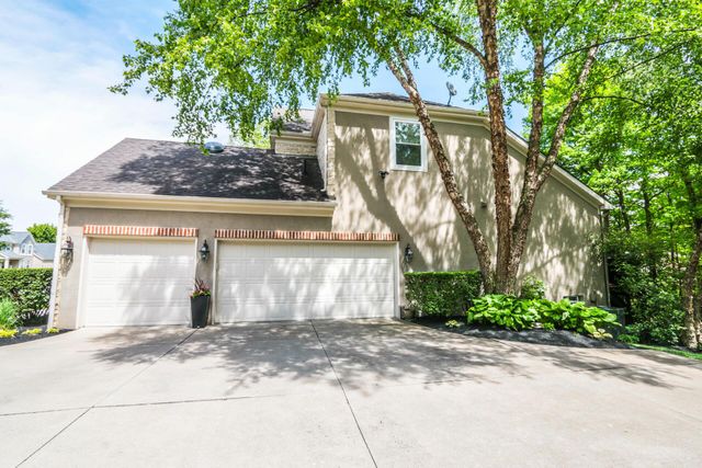 2121 Tucker Trail, Lewis Center, OH 43035