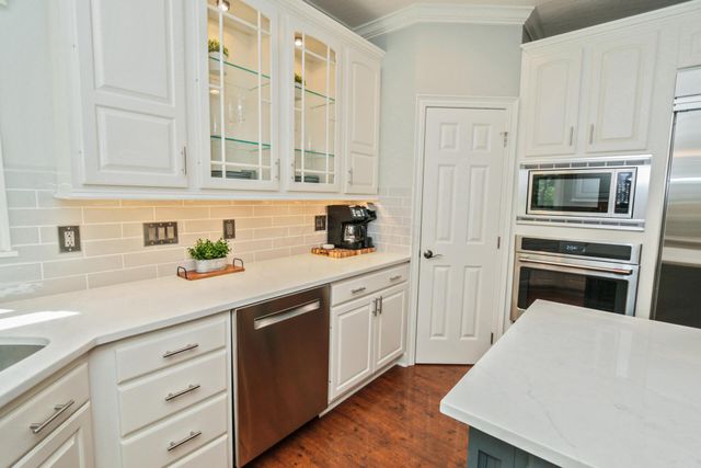 2121 Tucker Trail, Lewis Center, OH 43035