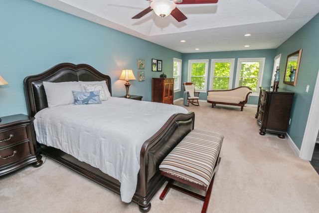 2121 Tucker Trail, Lewis Center, OH 43035