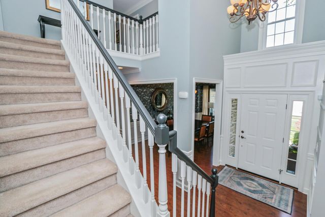 2121 Tucker Trail, Lewis Center, OH 43035