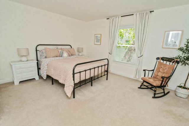 2121 Tucker Trail, Lewis Center, OH 43035