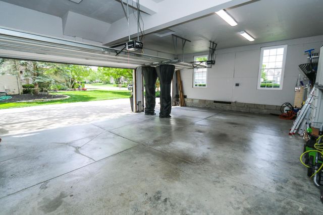 2121 Tucker Trail, Lewis Center, OH 43035