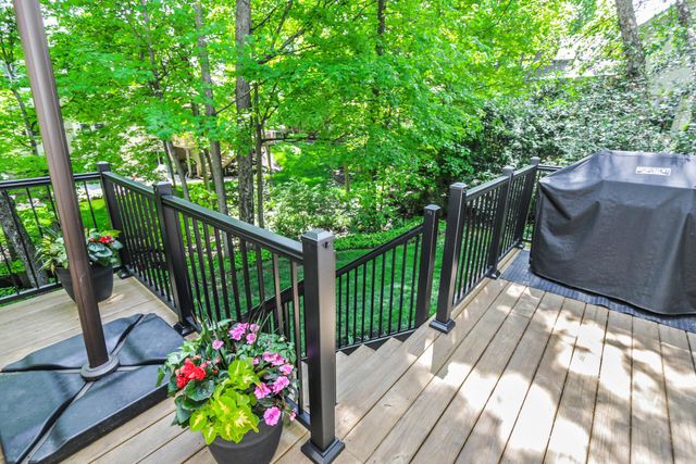 2121 Tucker Trail, Lewis Center, OH 43035