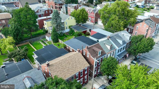 753 LOCUST ST, Columbia, PA 17512