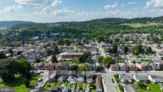 753 LOCUST ST, Columbia, PA 17512