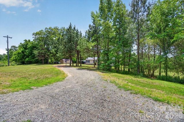 567 Godbey Road, Mocksville, NC 27028