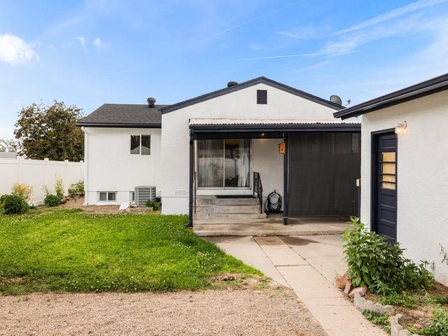 2119 Elmwood Lane, Pueblo, CO 81005