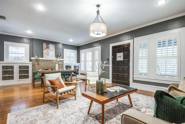 723 Skillman Street, Dallas, TX 75214