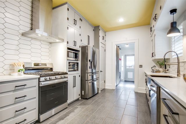 723 Skillman Street, Dallas, TX 75214