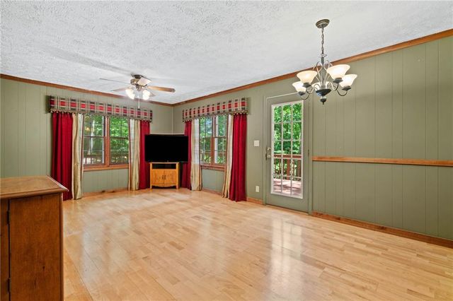 1996 Thomas Road, Canton, GA 30115