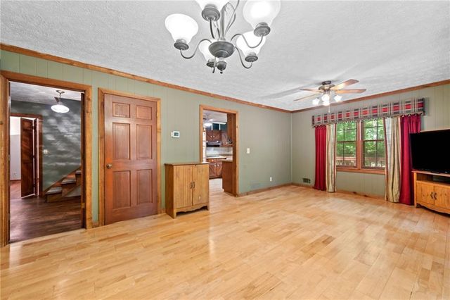 1996 Thomas Road, Canton, GA 30115