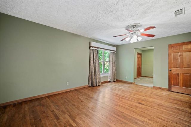 1996 Thomas Road, Canton, GA 30115