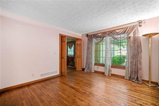 1996 Thomas Road, Canton, GA 30115